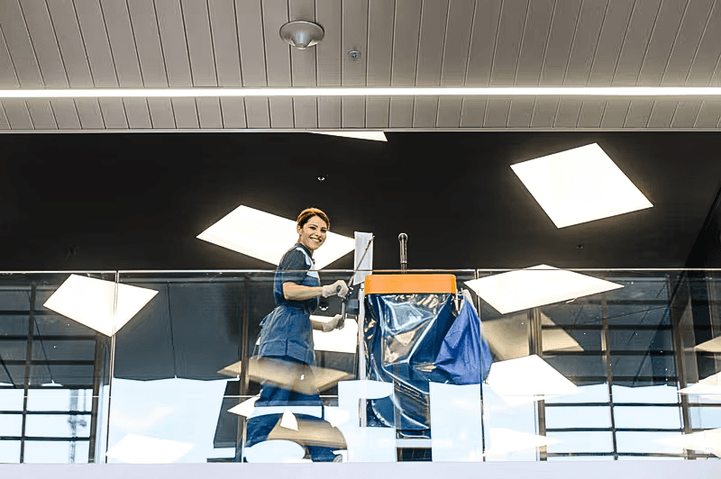 So sorgen Sie für einen sauberen und produktiven Arbeitsplatz Thumbnail