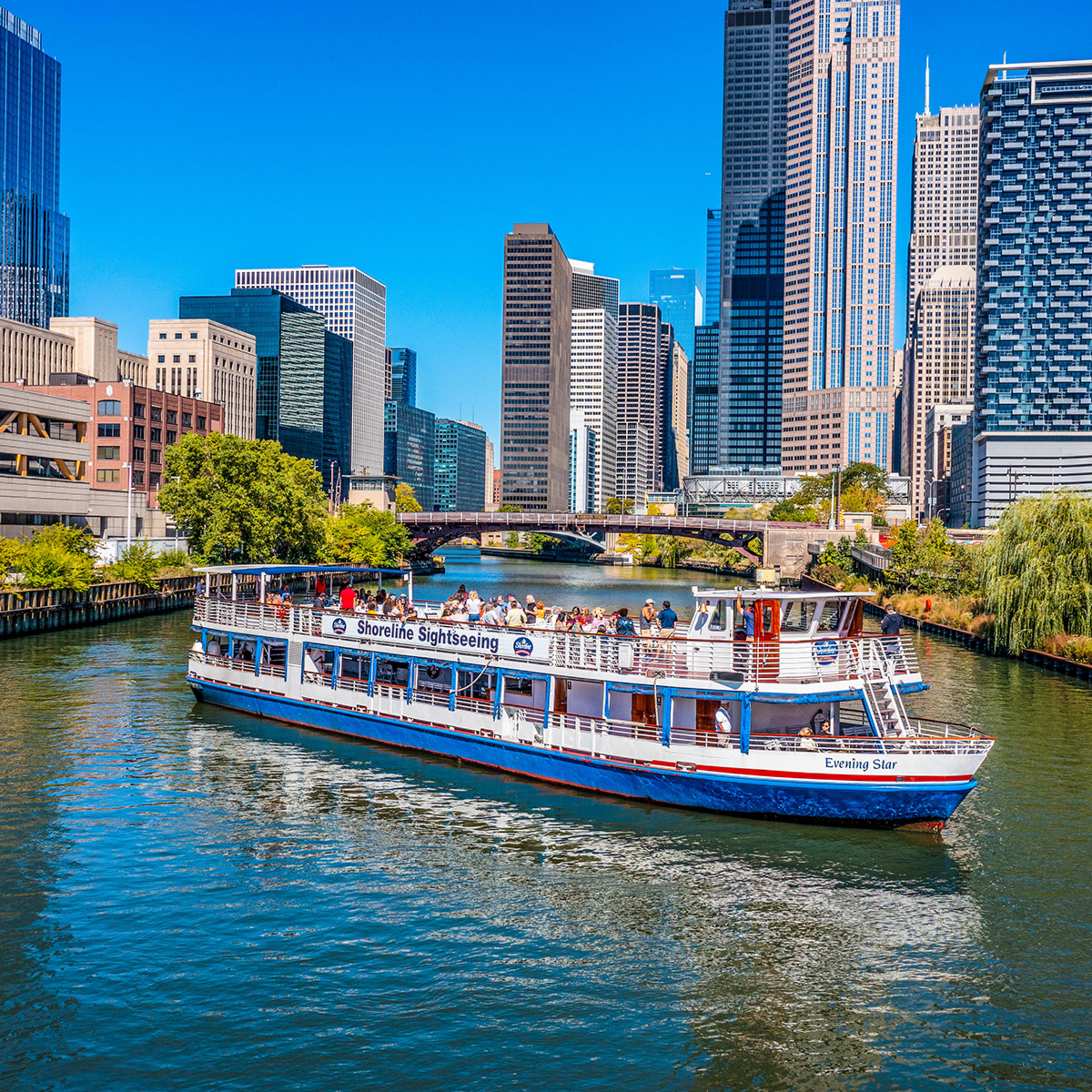 Chicago river architecture