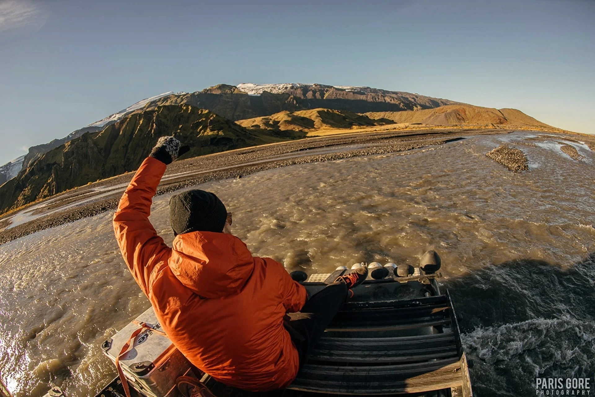 Magne on the roof of the jeep