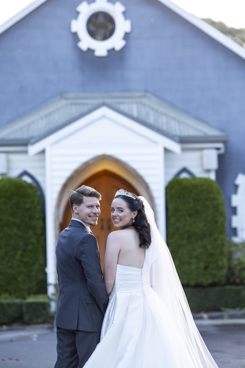 Ben and Emma, wedding at Ballara Receptions with LÀVELY Music