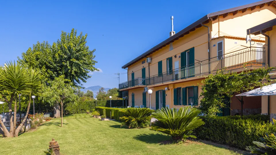 Uno scorcio del giardino di Zefiro