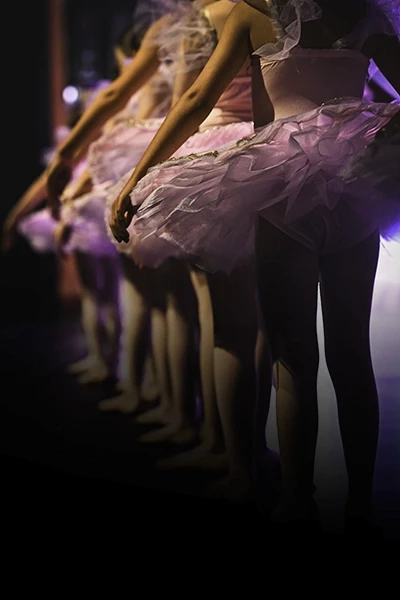 Ballerina's lining up