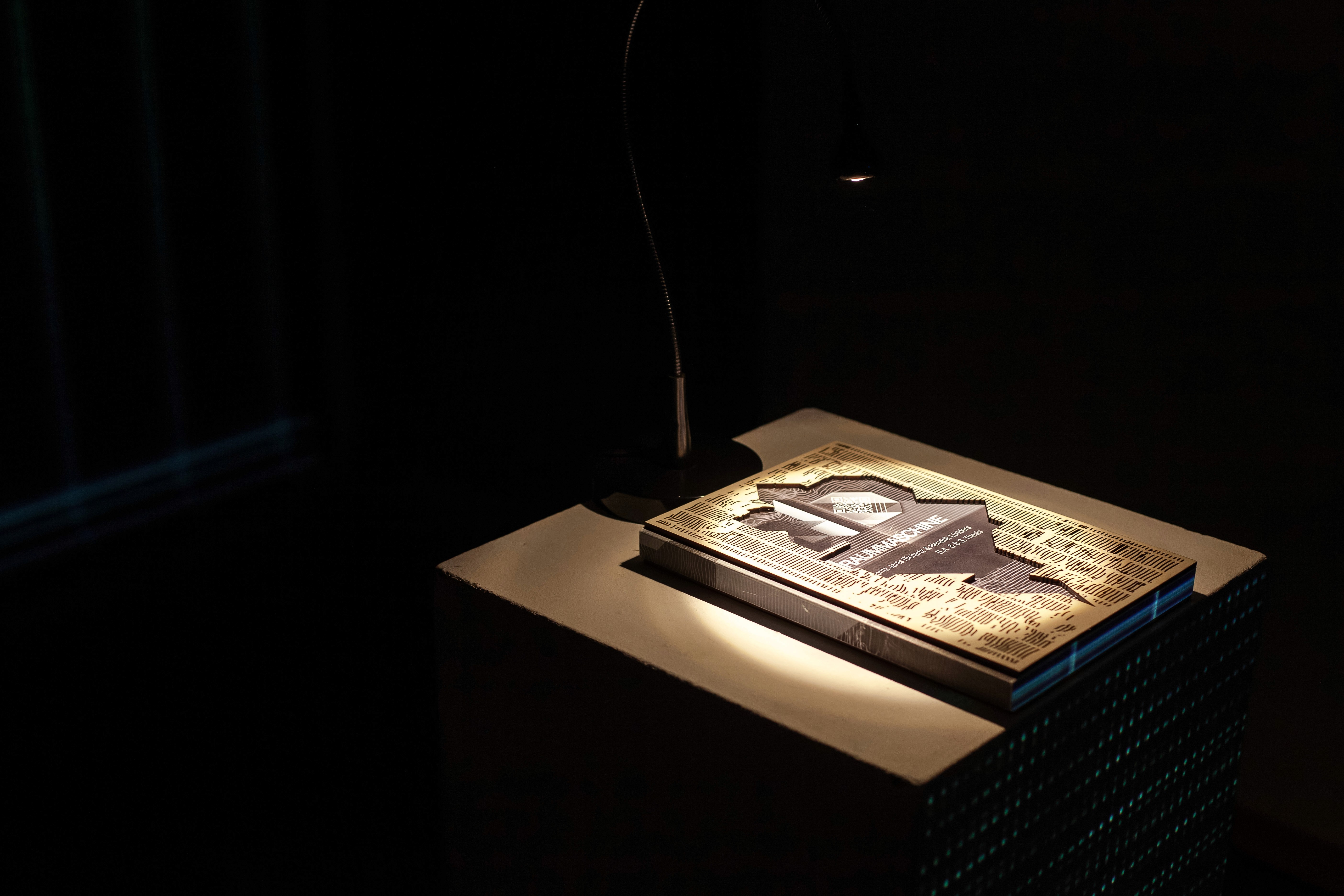 MoodEx - interactive projection mapping