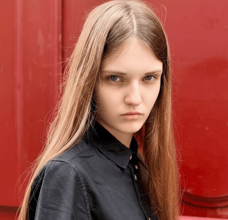 Mica Radtke | HOLY MGMT model