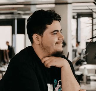 Photo of christian harries, senior product designer, the guy who this site is about.