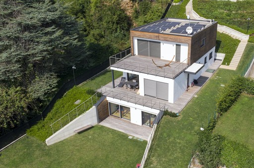Villa-in-legno-prefabbricata-sopraelevata-como (Tavernerio - CO) Galimberti-DJI_0178.jpg