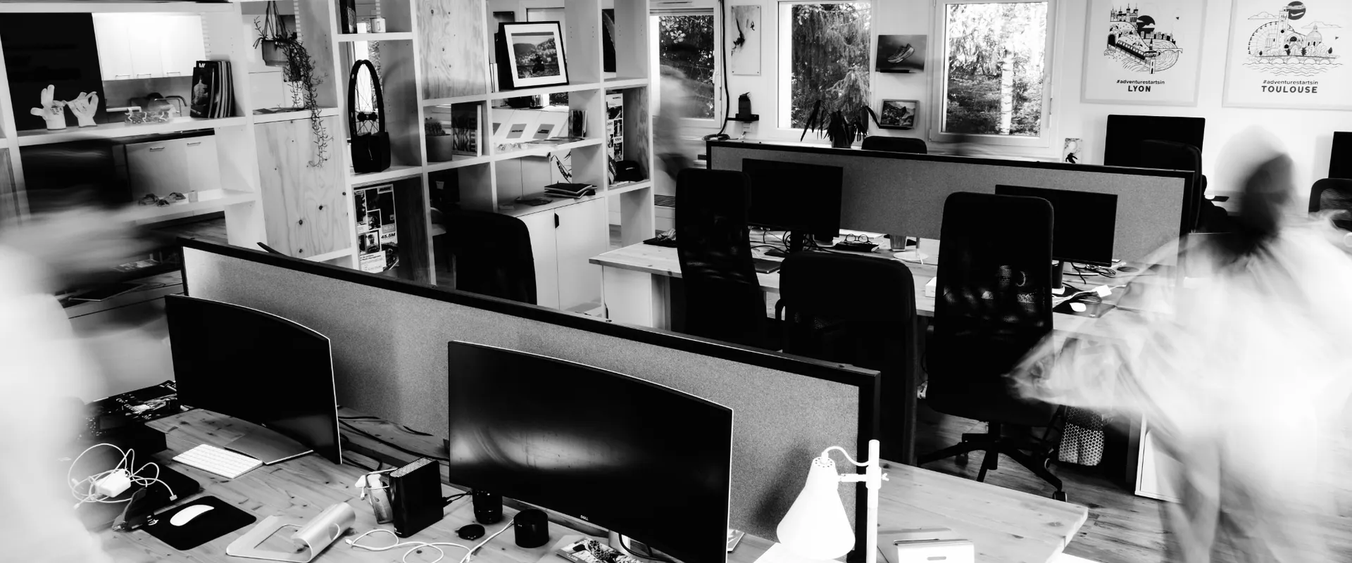 Blurred picture of the outdoor perspectives' offices. 
