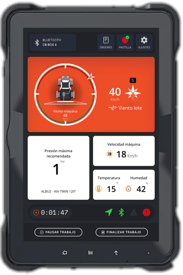 Concetrated triathlete grayscale