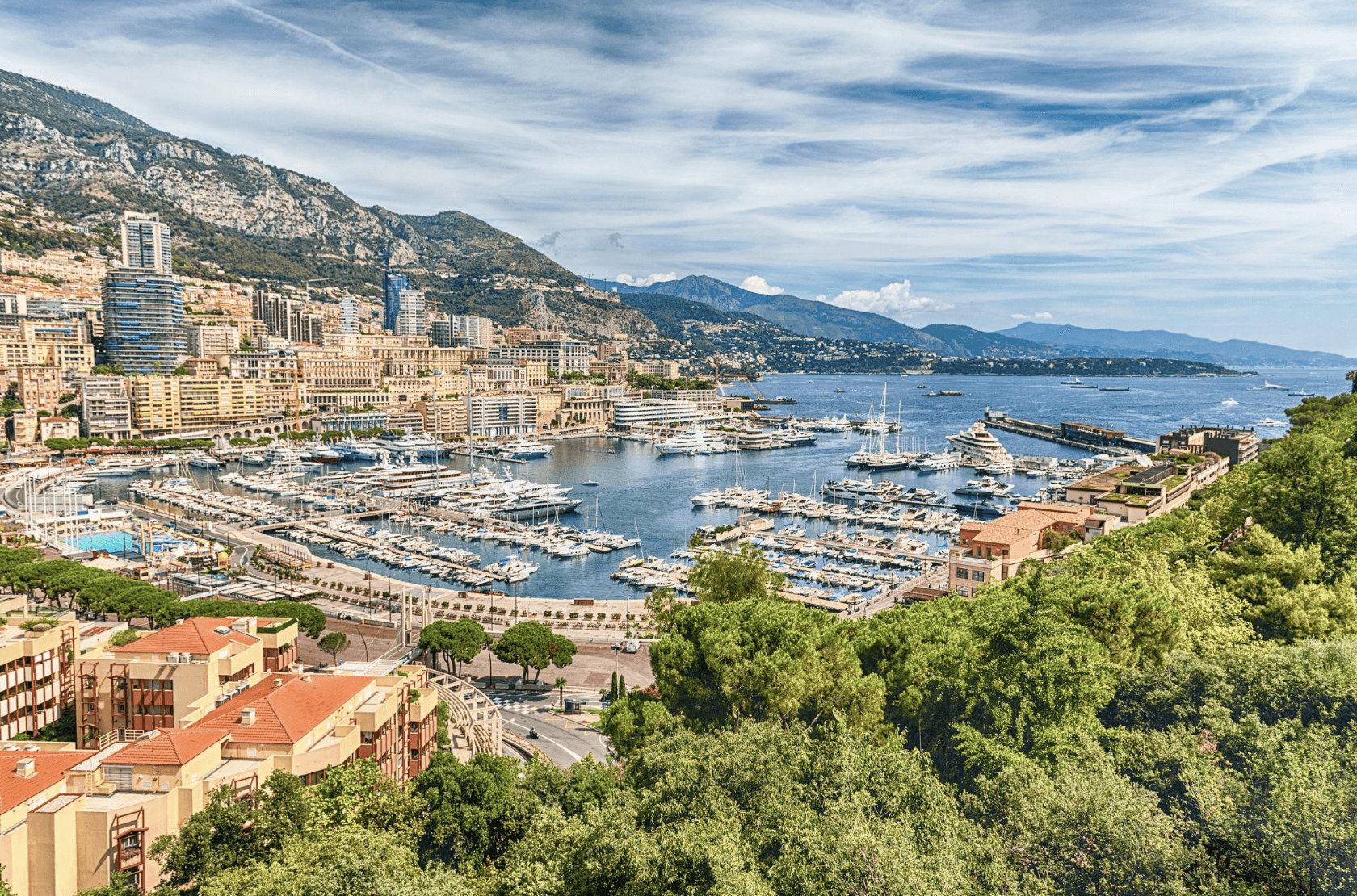 Villefranche harbour + cruise ship