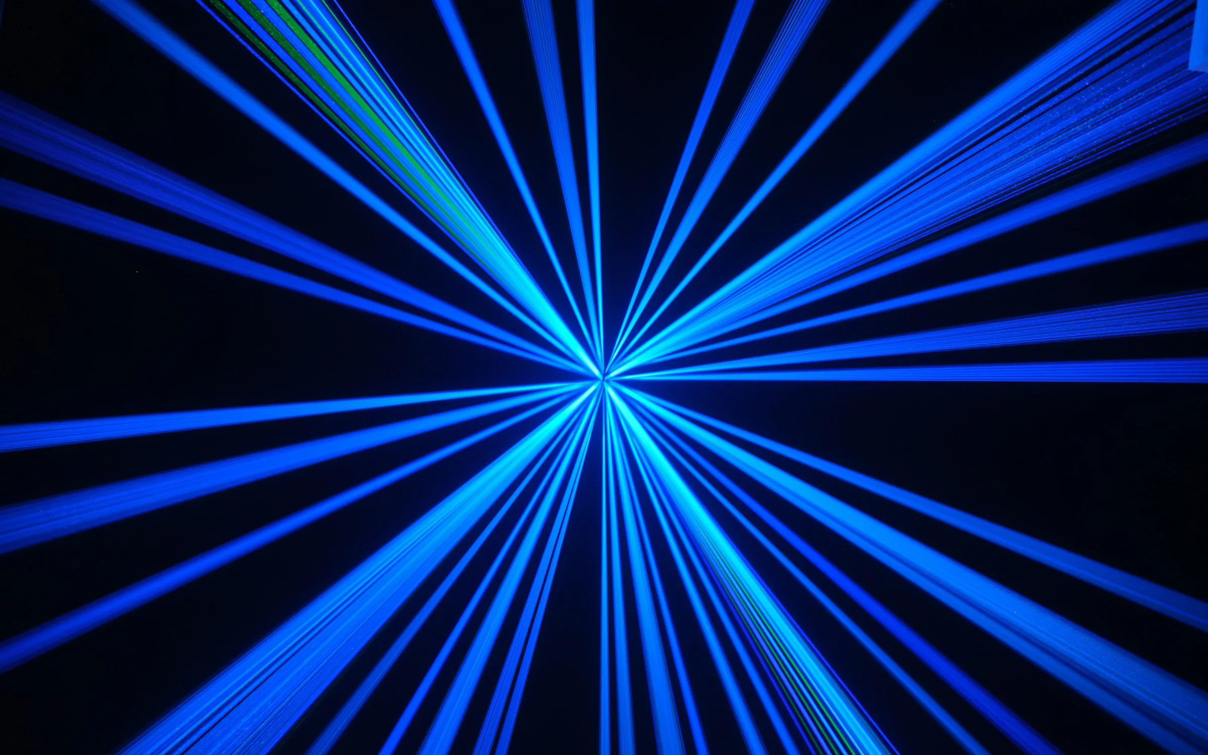 Interactive Web Experiences by Alpha Expansion