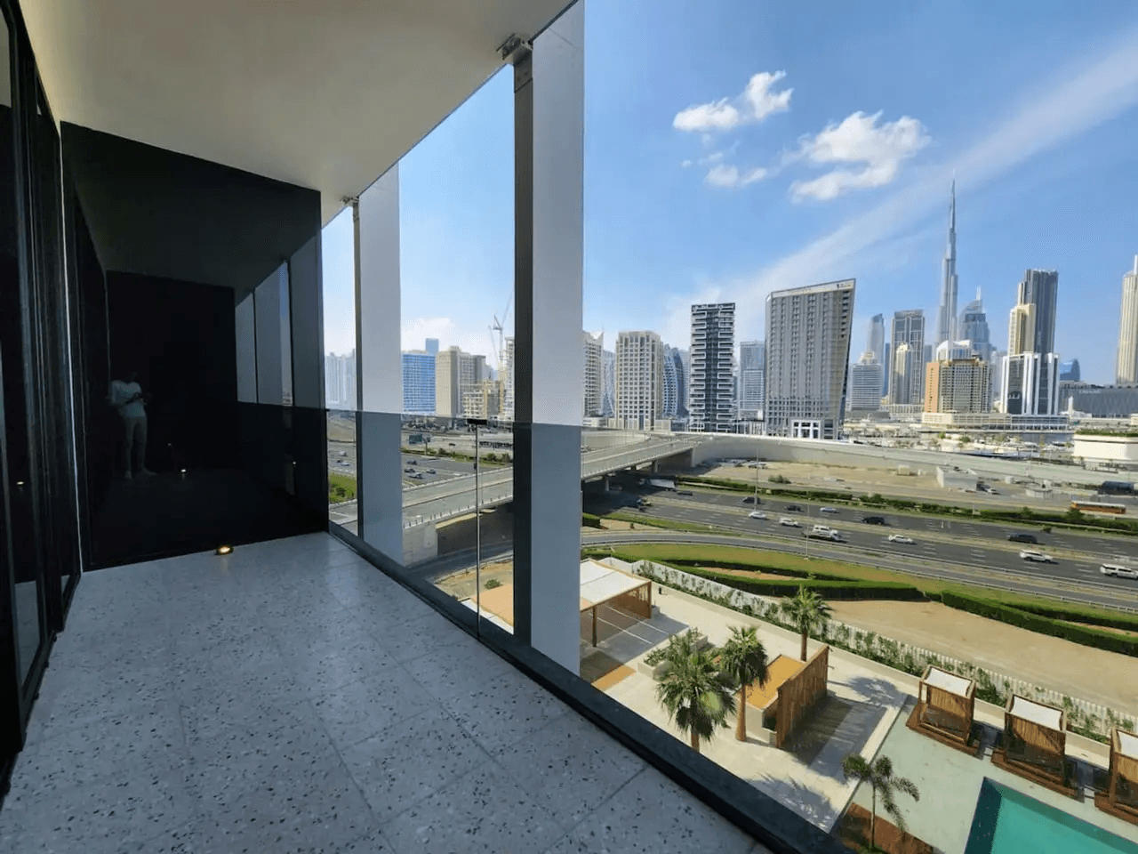 Luxe Studio with Burj Khalifa Views