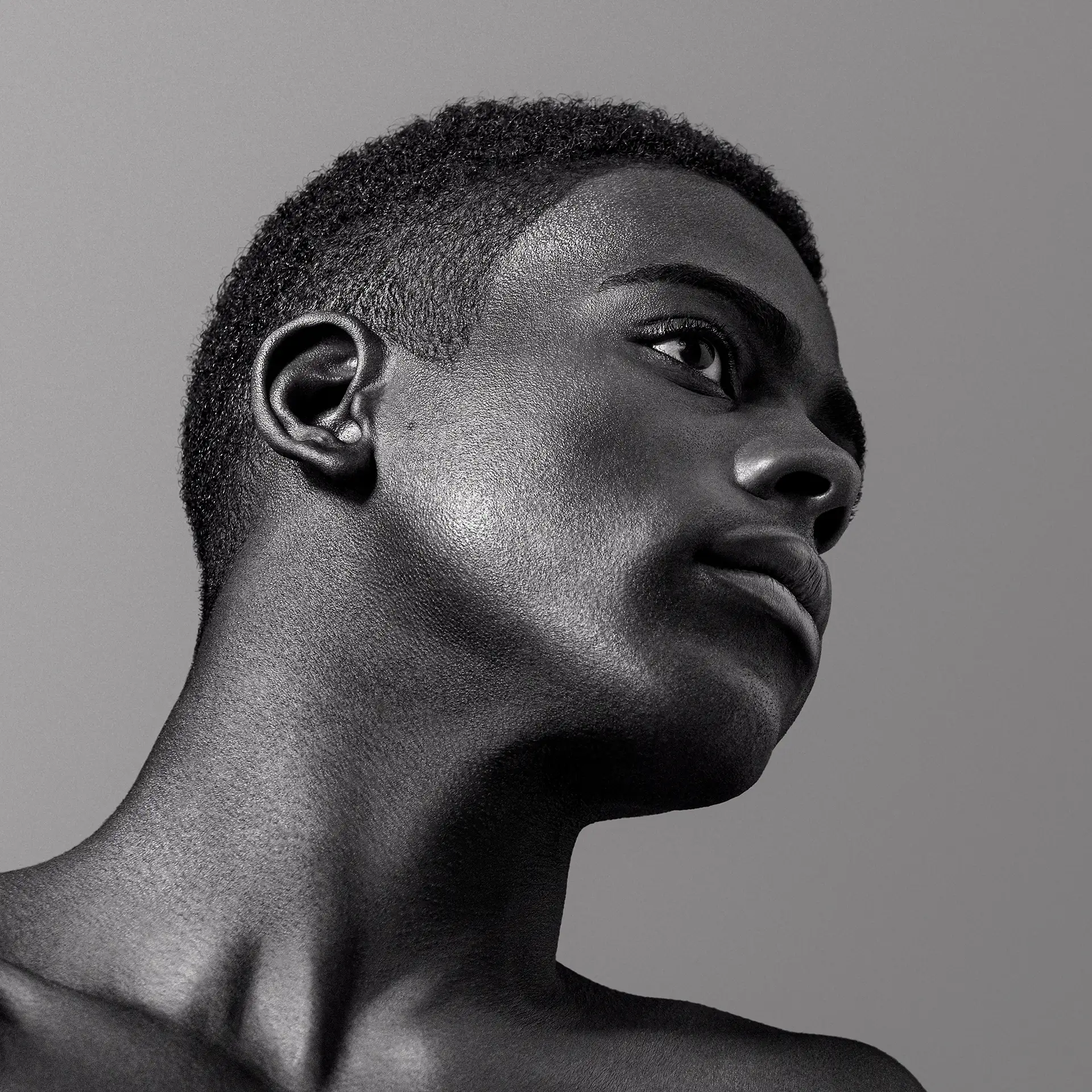 Seymour_Studio_Bevel_Cosmetics_13