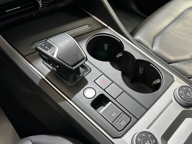 VW Touareg 2020 BLACK Gebrauchtwagen - Galeriebild 15