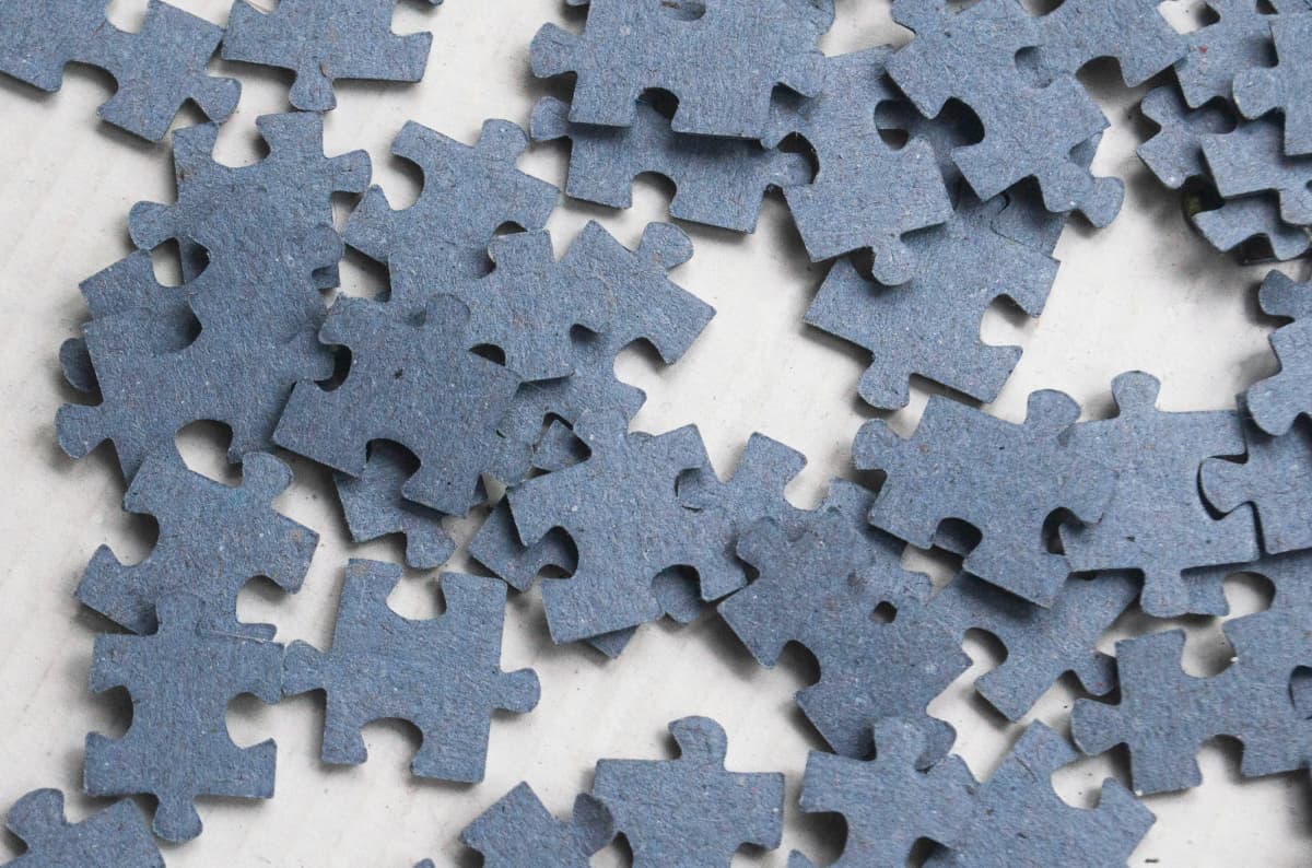 Hard to solve jigsaw puzzle