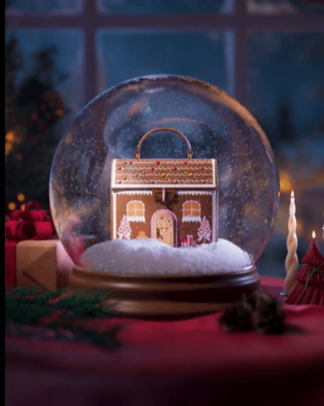 Lady Gaga playing piano