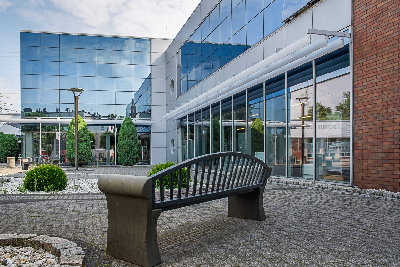 Budynek firmy Weindich z bliska