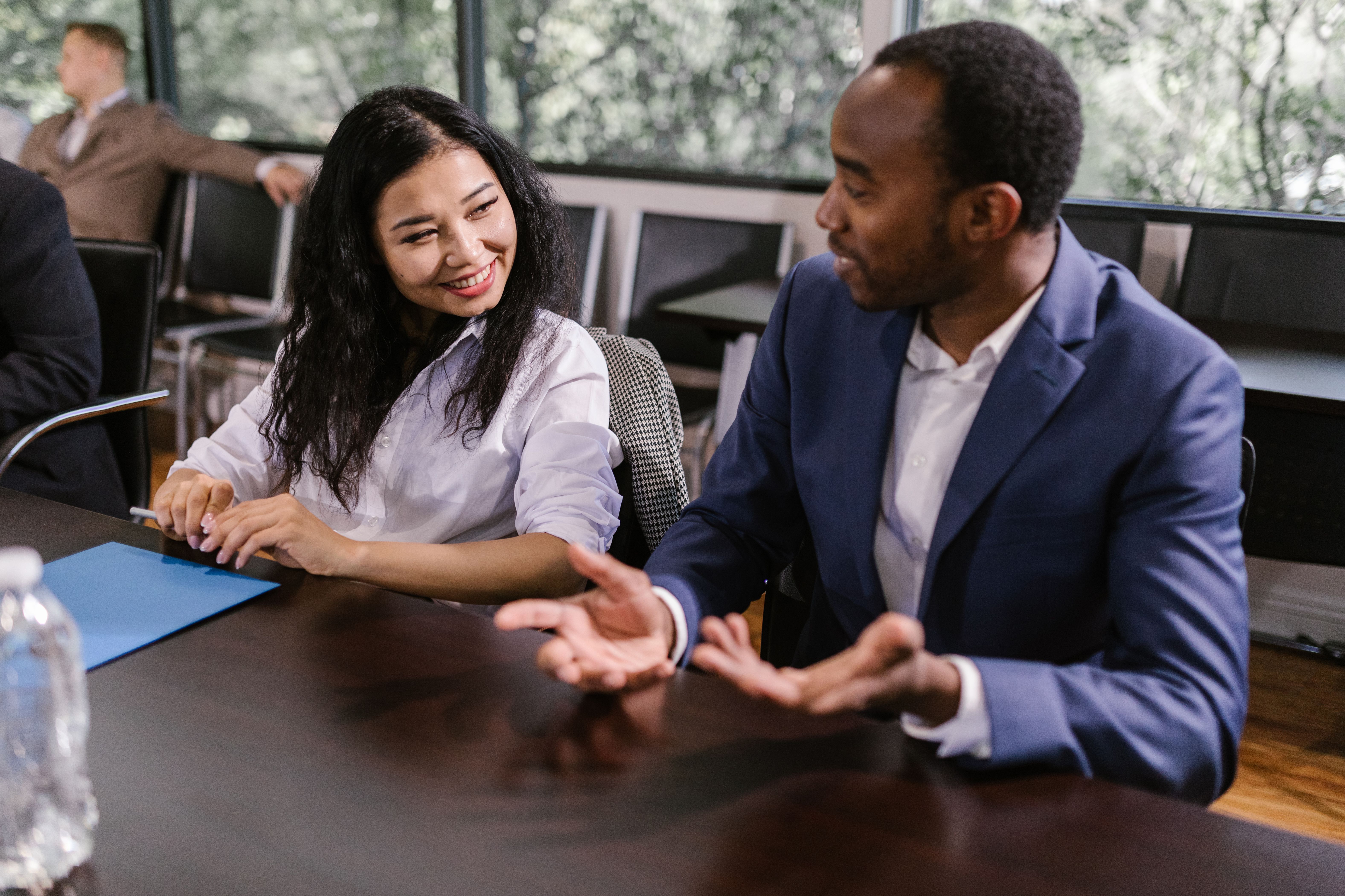 Liberal arts intern engages in foreign-related secretarial work and bilingual communication tasks at overseas enterprise