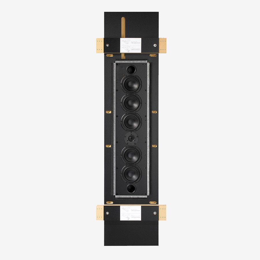 Vertical speaker array with seven drivers