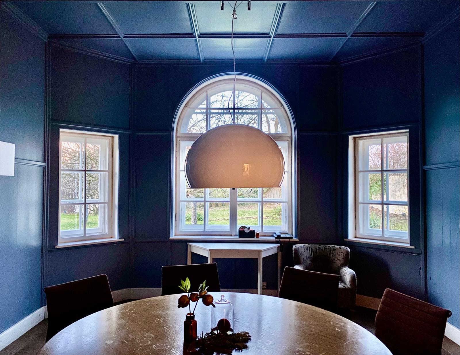 Minimal architecture