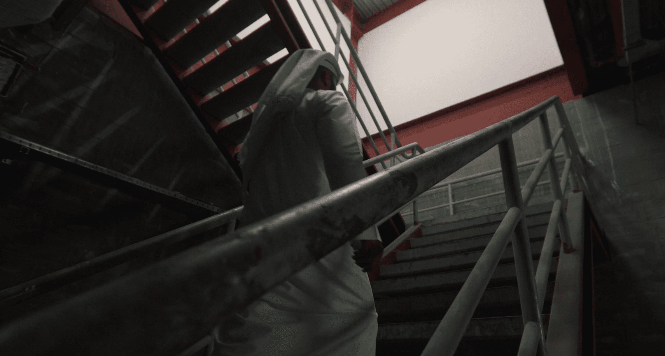 Man wearing VR glasses