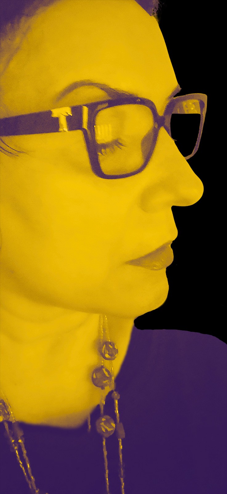 Ritratto di Bruna Mancini, copywriter e SEO strategist di Luce Semantica