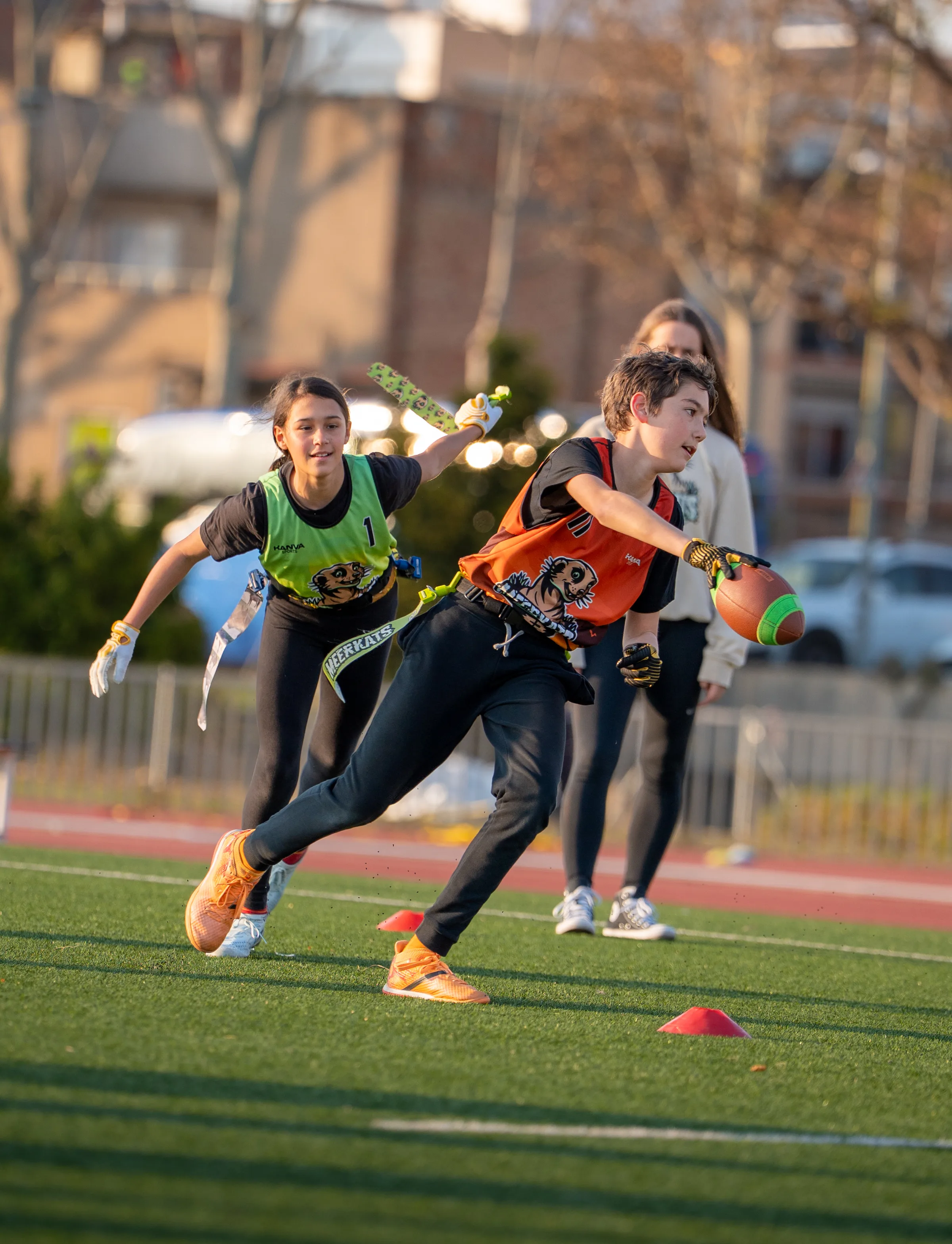 Cornellà Meerkats Sub-11 entrenamiento fotografía, flag football Barcelona fotos profesionales, Nolan Pard