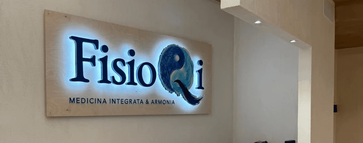 Reception area at FisioQi