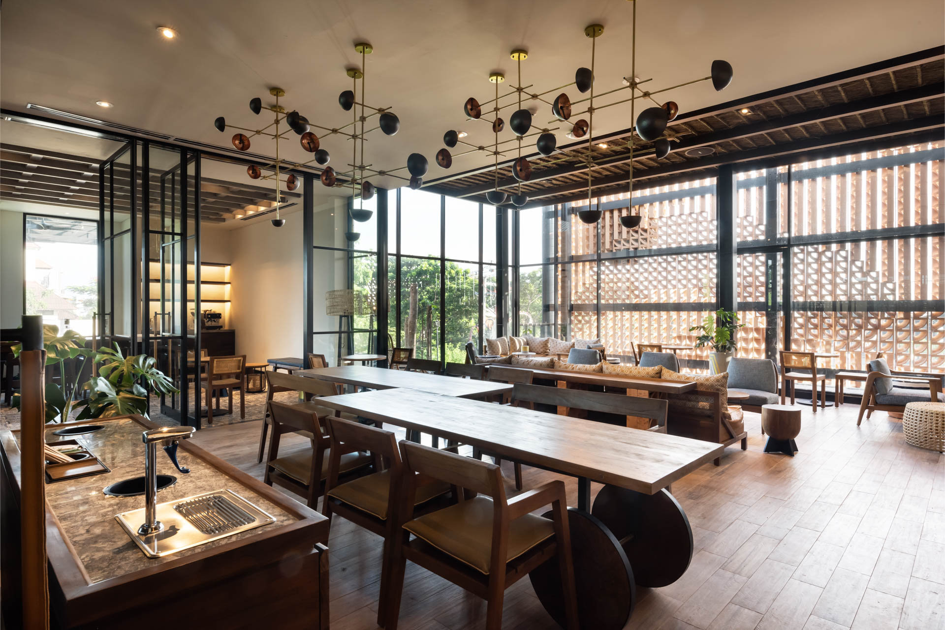 Upstairs lounge seating