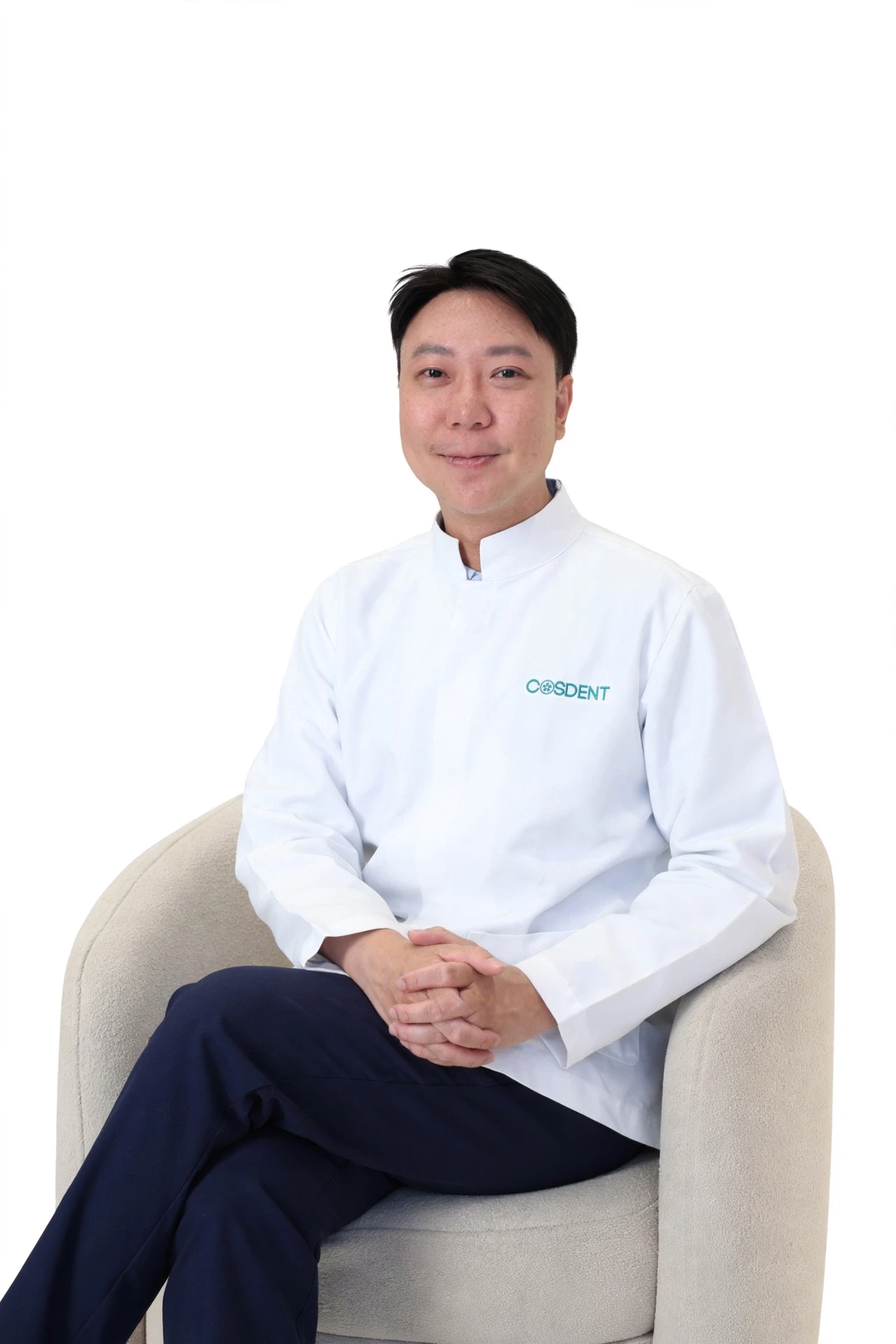 Lead Smile Design Specialist Porcelain Veneers, Smile Design, Cosmetic Dentistry portrait doctor profile photo cosdent smile design