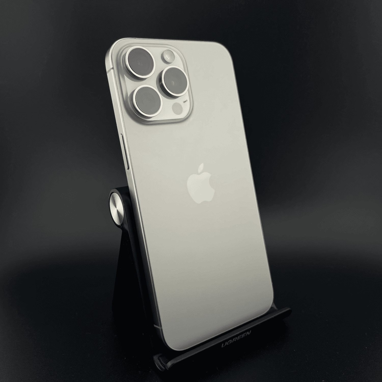 iPhone 15 Pro Max usagé certifié, débloqué, avec garantie