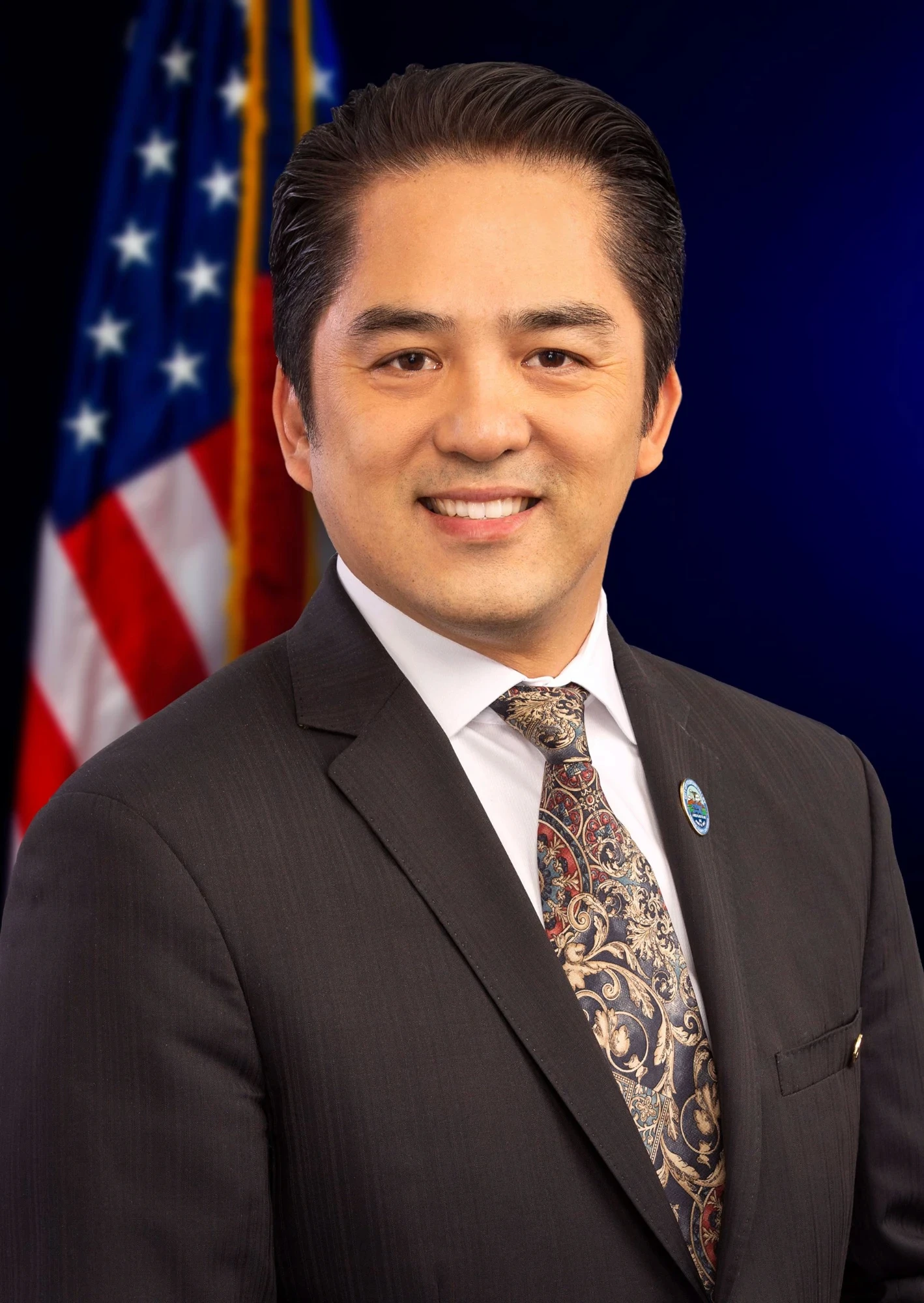 Portrait of Councilmember Ted Bui