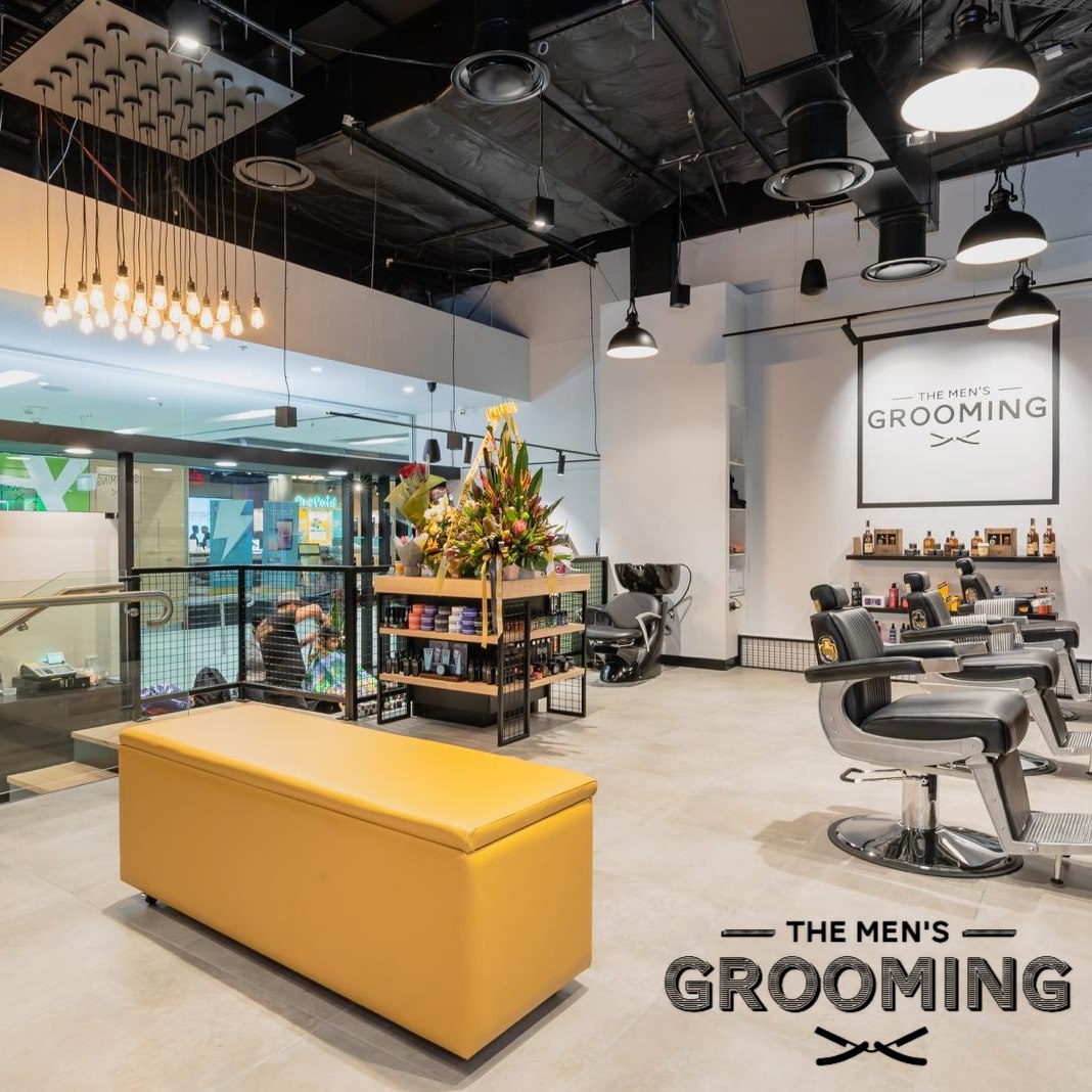Barber in Macquarie Centre