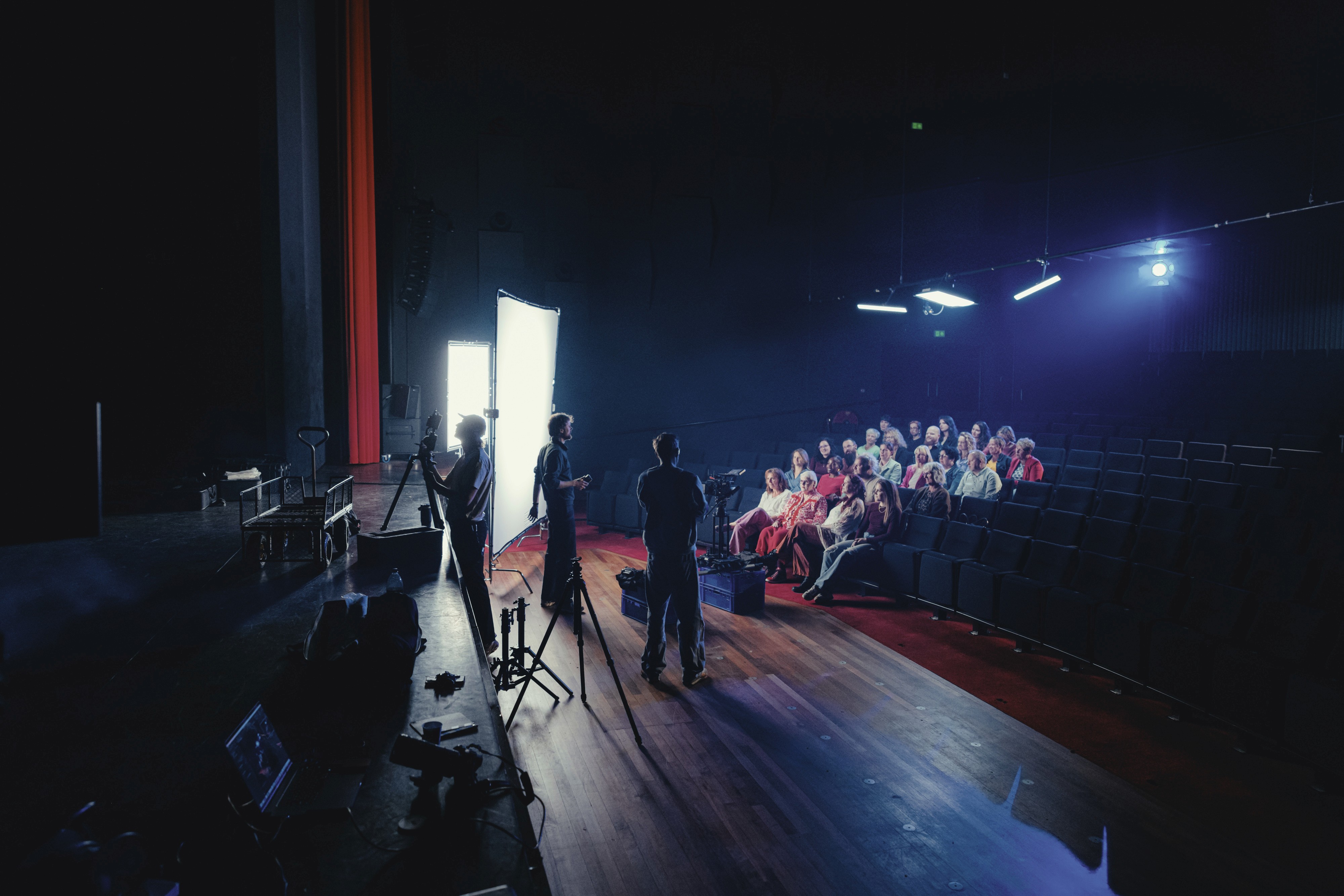 Picture of houses on a hill