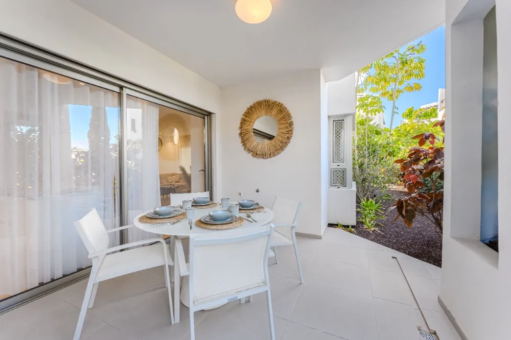 Grote lounge op terras