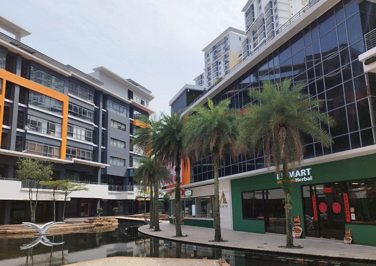 Courtyard view of Setia Walk project by Asima Architects