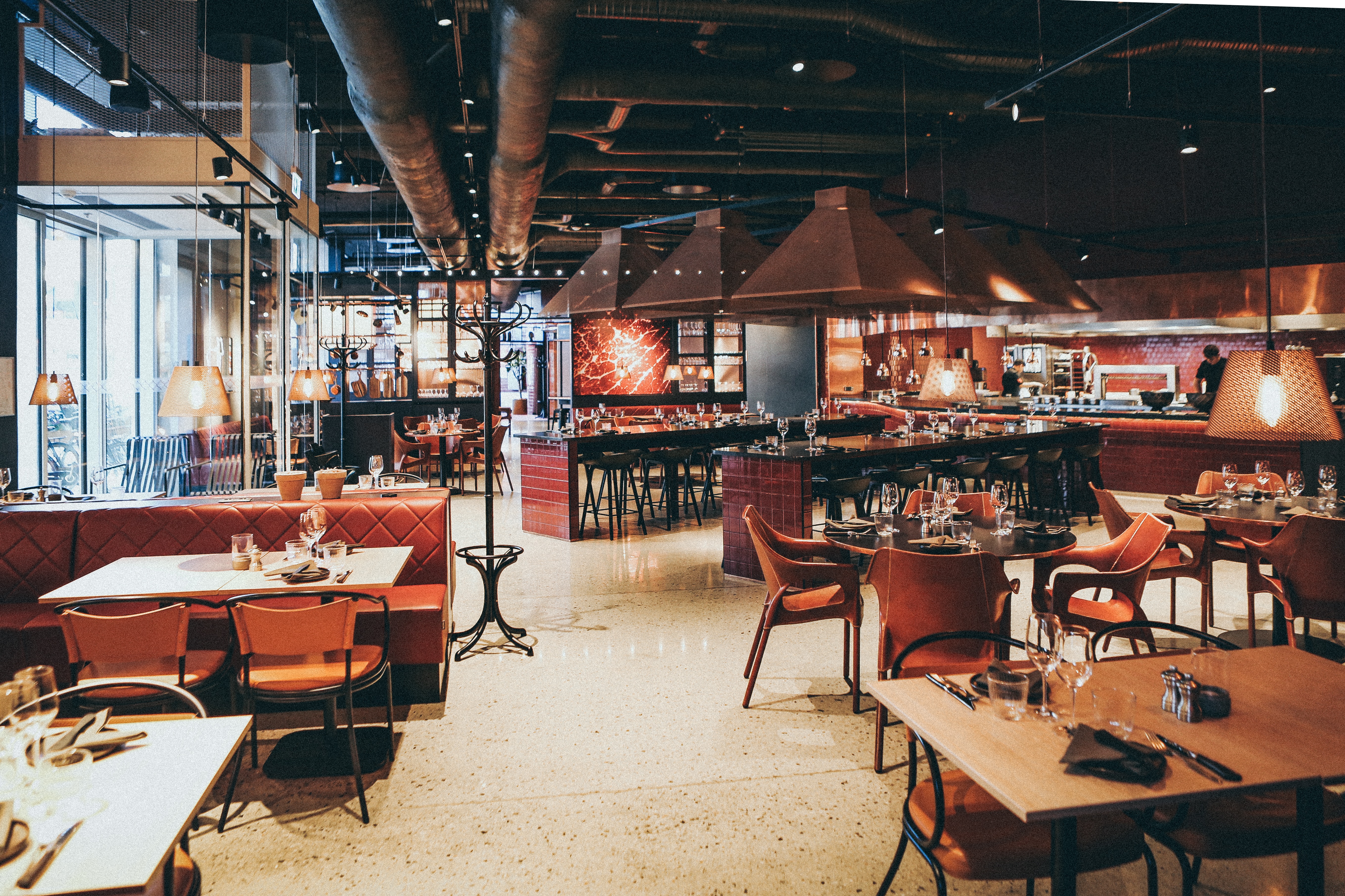 restaurant interior tables 