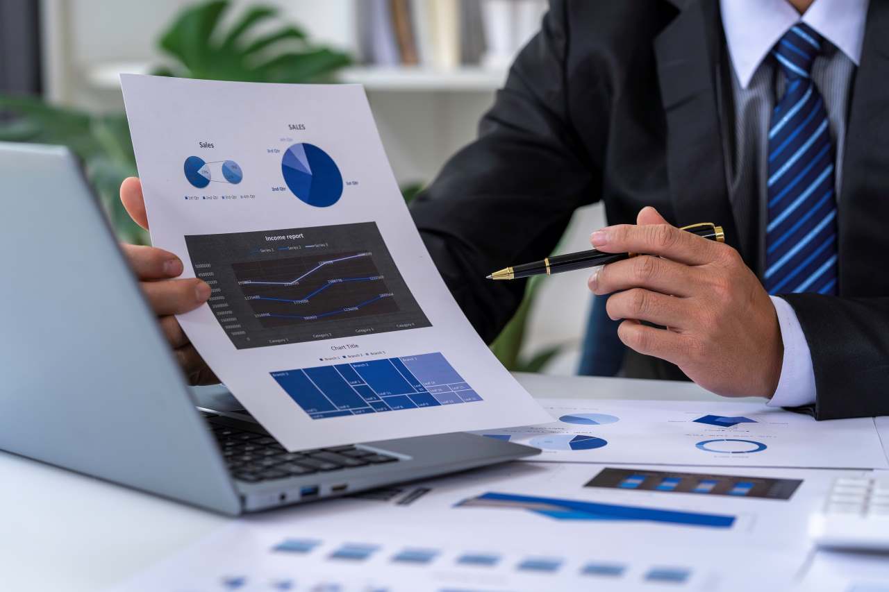 Relatórios inteligentes de compliance para indústrias em 2026