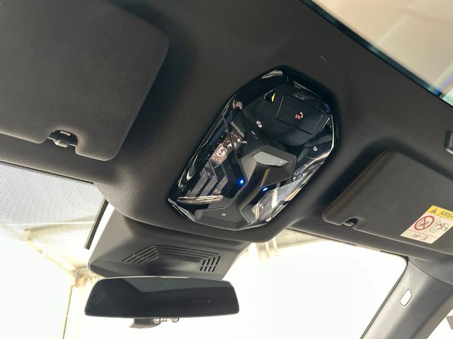 BMW iX 2022 WHITE Gebrauchtwagen - Galeriebild 25