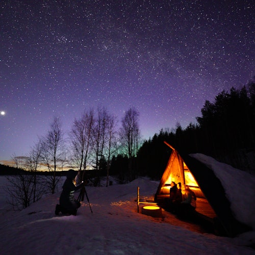 Lappish barbecue and warm fire while waiting for the Northern Lights