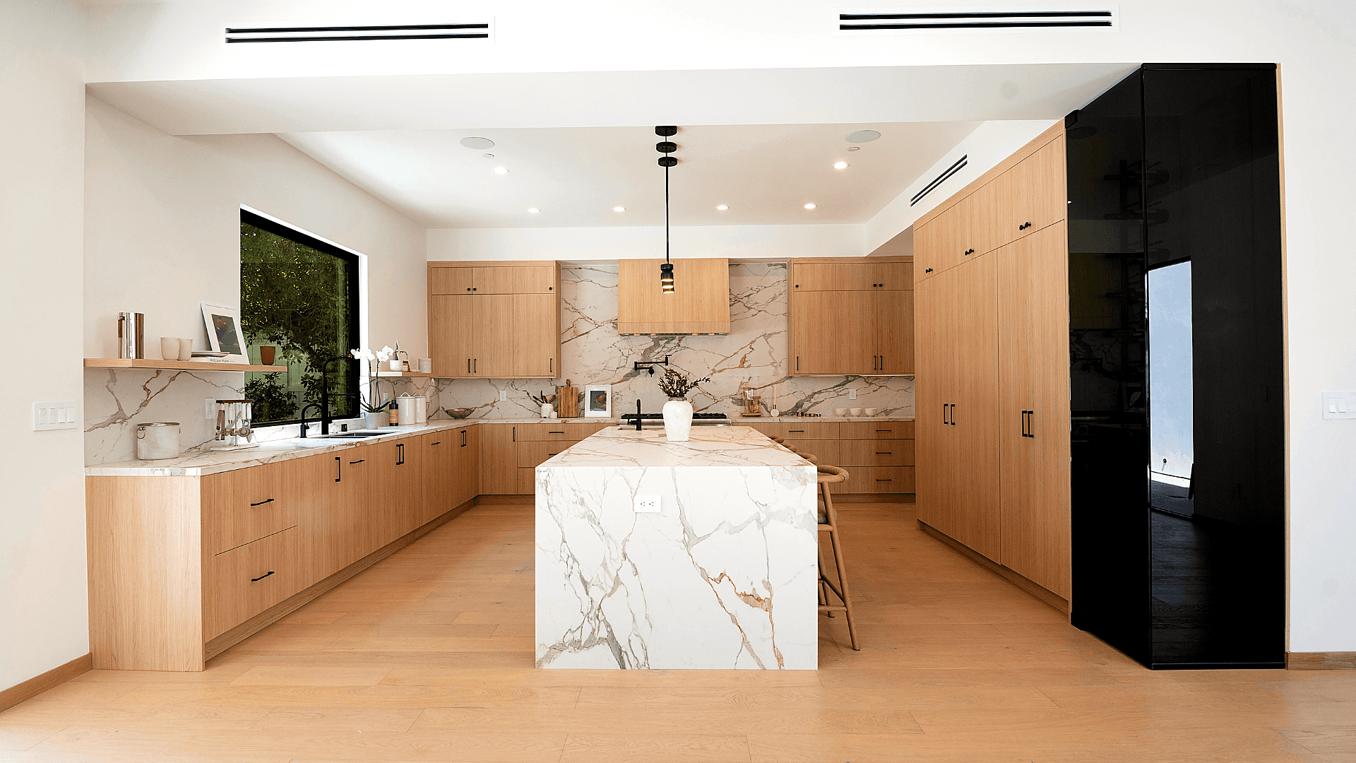 Woodland Hill - Alpaca