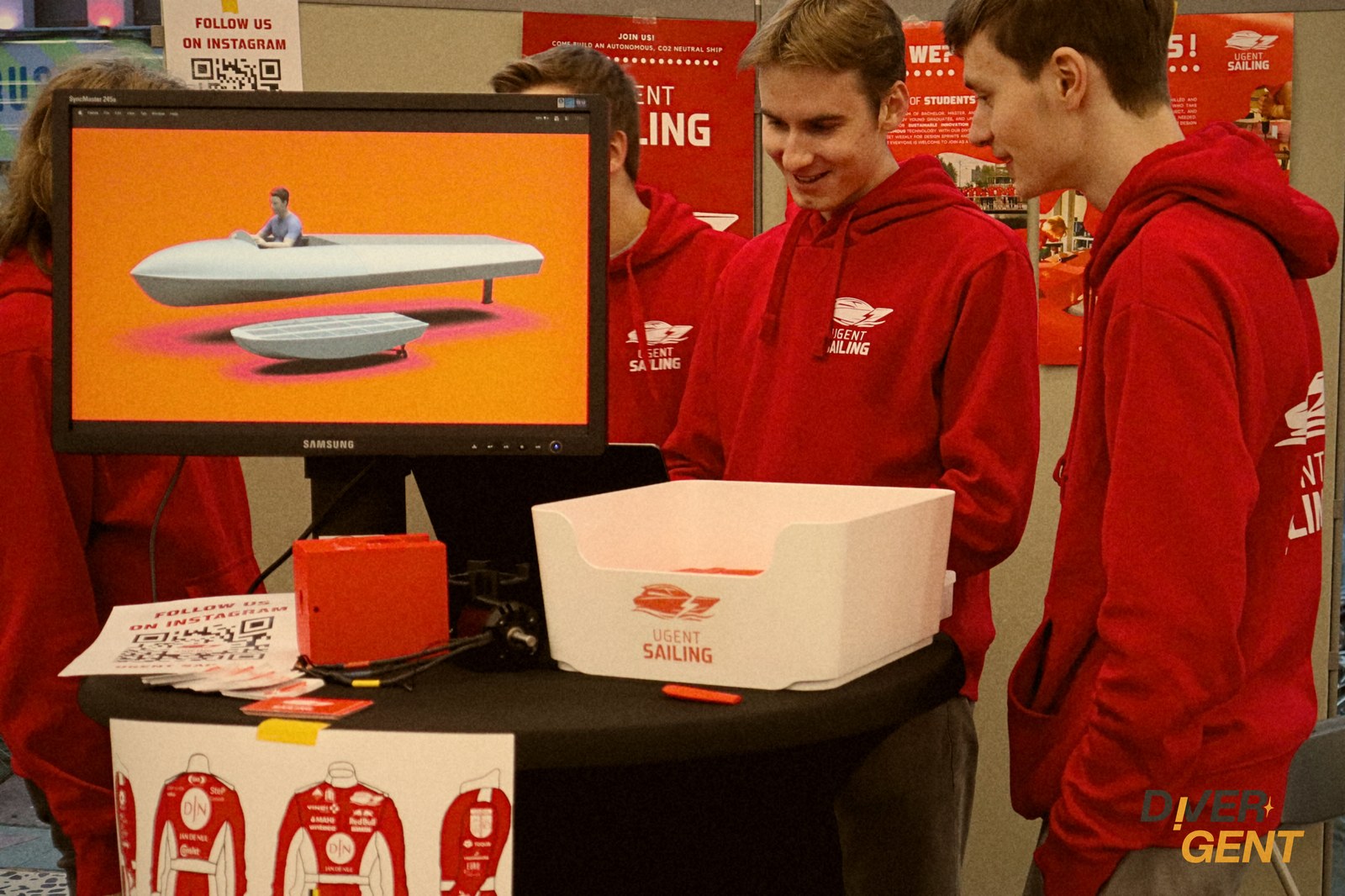 STUDENT TEAM FAIR — photo 10