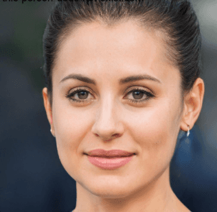 Sarah L., Marketing Consultant