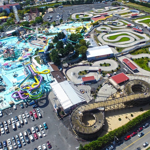 飞溅山水上乐园