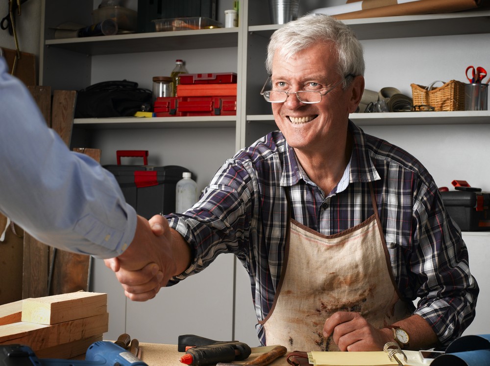 a successful business owner sells his business and moves onto retirement