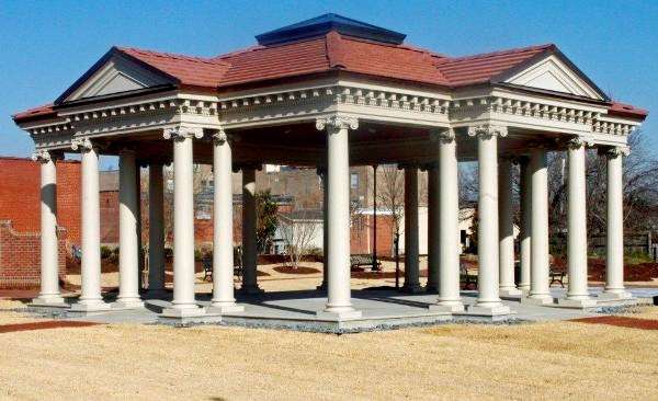Round non tapered columns