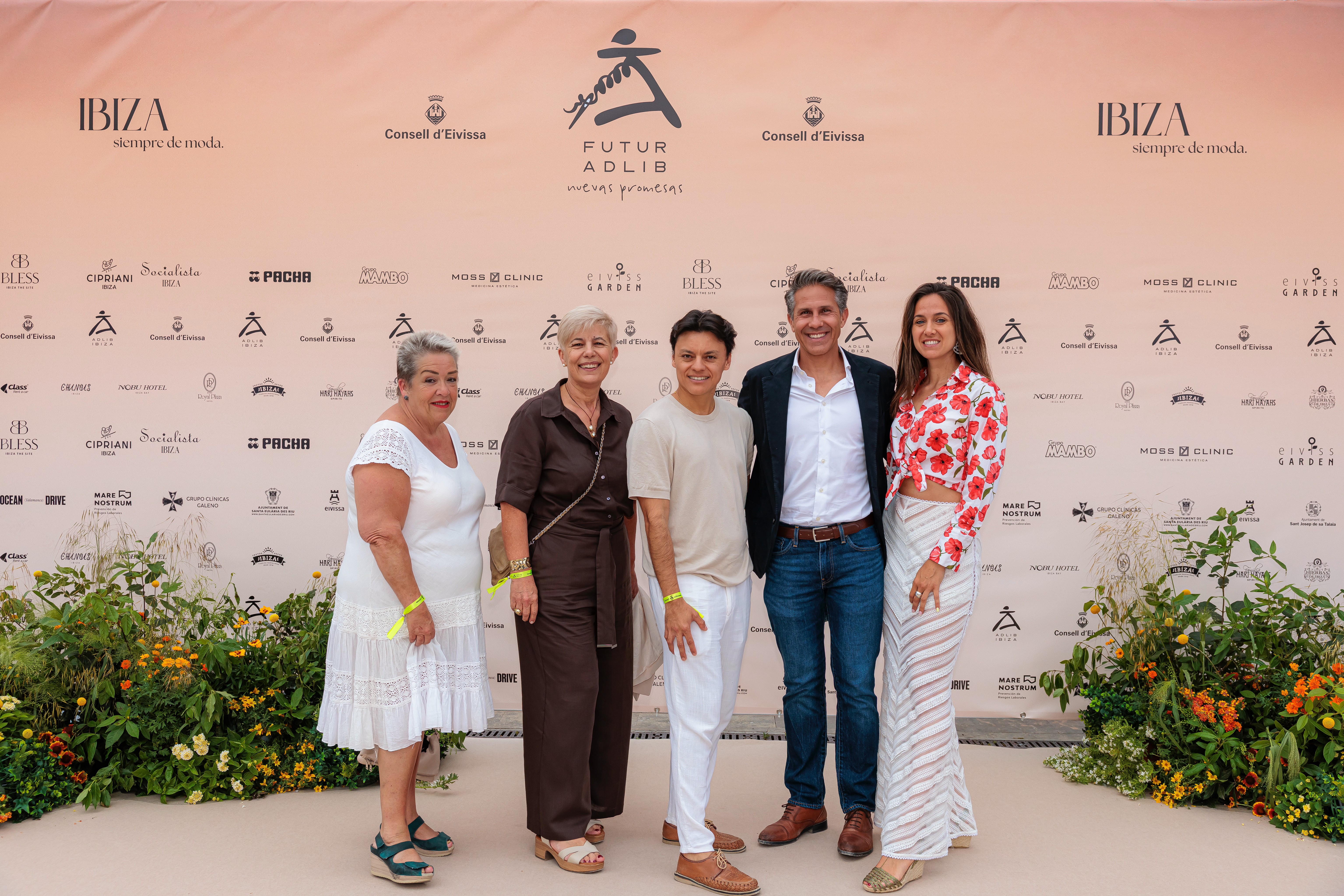Ana Puerto (Florista Eiviss Garden), Mari Carrasco (Florista Eiviss Garden), Axel Aldrete (Director Eiviss Garden Events), Marco Cleries (CEO Eiviss Garden), María Martín (Responsable de Marketing Eiviss Garden)
