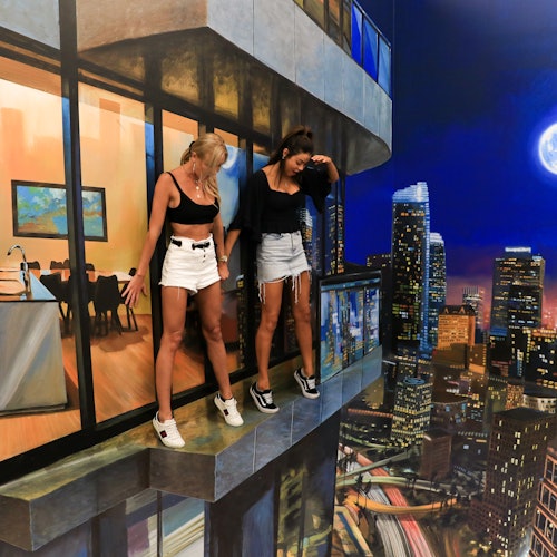 Museum of Illusions at World of Illusions tickets in Los Angeles