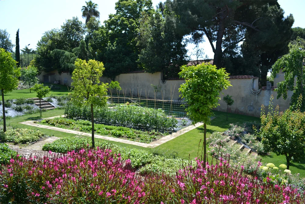 Public garden