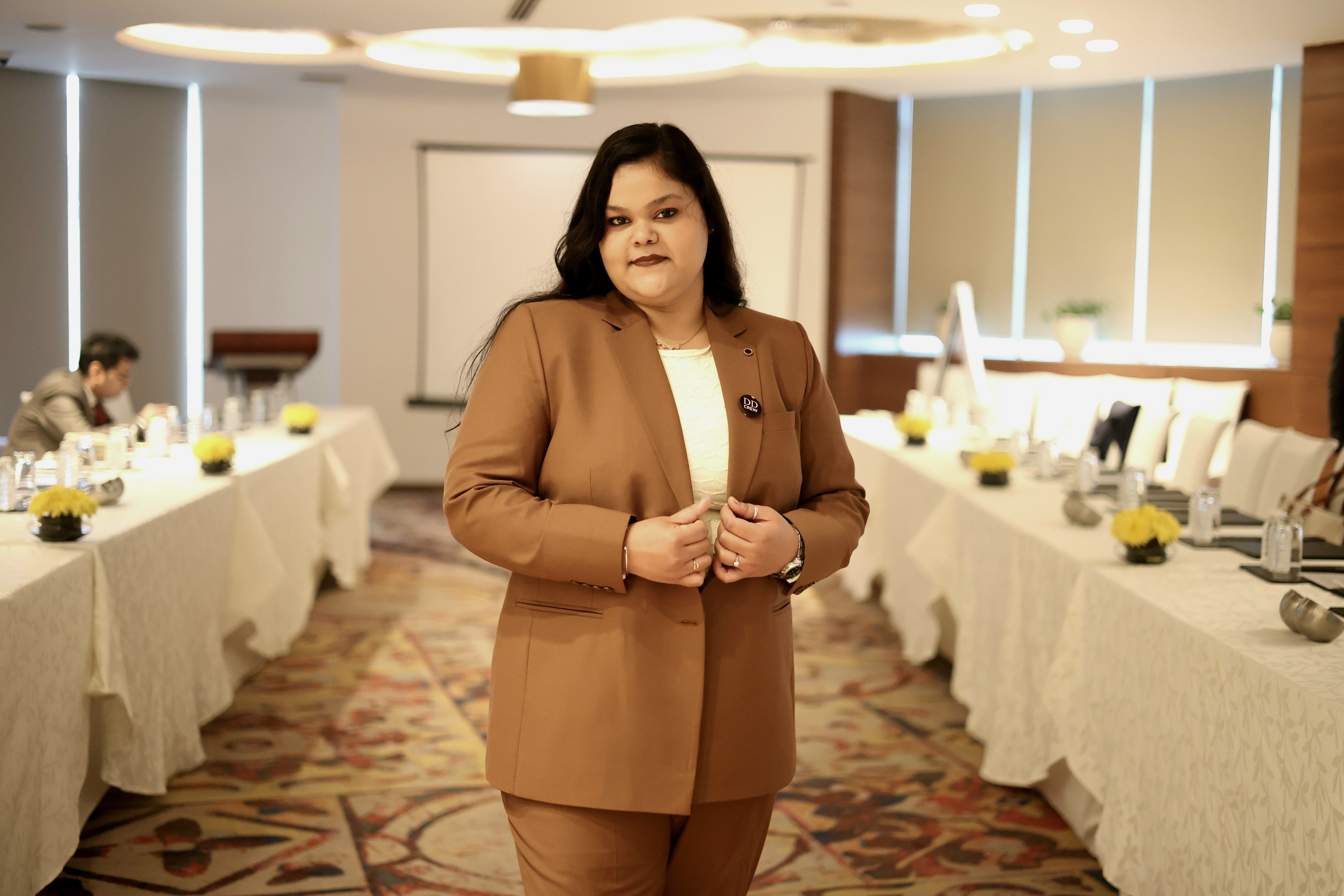 man wearing white V-neck shirt