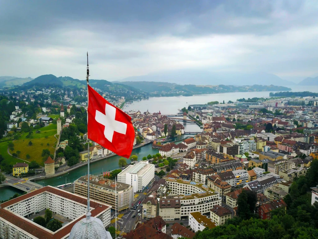 drapdeau suisse flottant